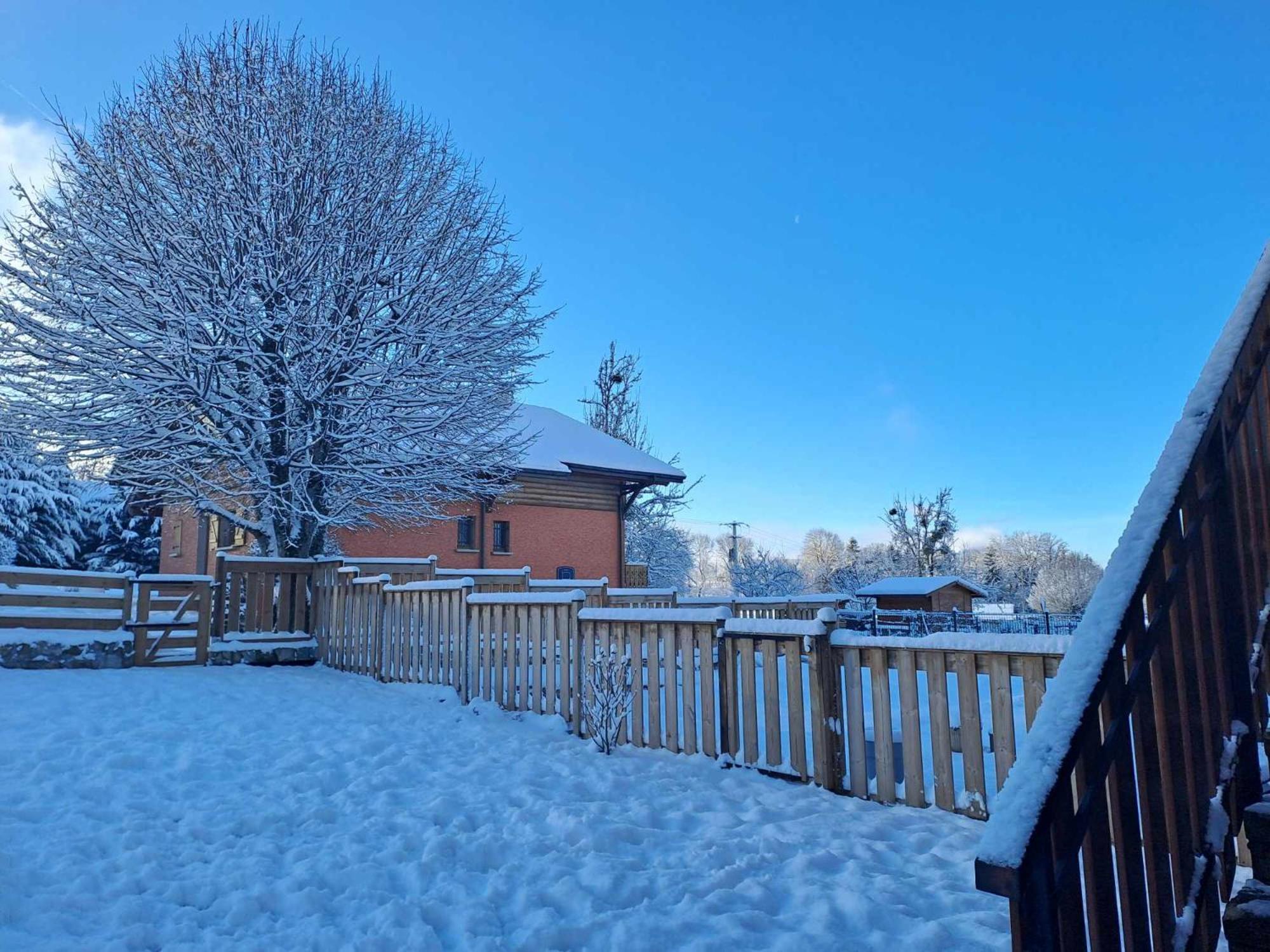 Maison D'Hotes Des Bassins D'Oche Saint-Paul-en-Chablais Zewnętrze zdjęcie